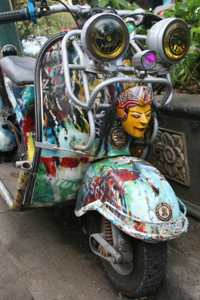 vespa in yogya.JPG